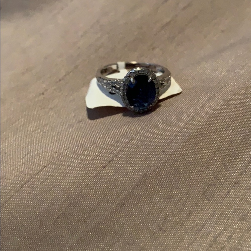 Charmed aroma ring